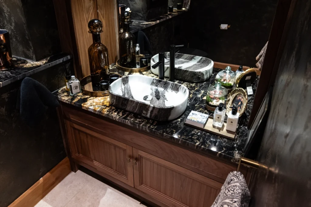 Vanity Top - Stone Vanity Surfaces: Choosing Worktops for Bathroom Renovations